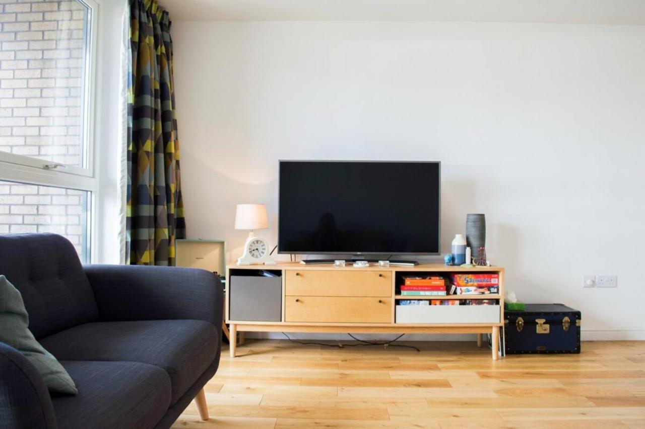 Modern Home By Leith Walk Edimburgo Exterior foto